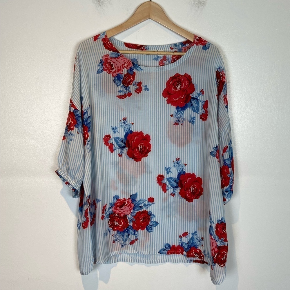 Masai Floral Top Size L Women's‎ Short Sleeve Stripes Color Blue and Red